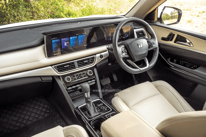 Tata Harrier vs Mahindra XUV700 vs Jeep Compass comparison review